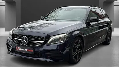 Blau Gebraucht 2018 Mercedes C220 AMG Kombi | 19.700 € (Fairer Preis)