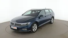 Blau Gebraucht 2023 VW Passat Elegance Kombi | 26.530 € (Superpreis)
