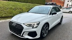 Weiss Gebraucht 2023 Audi A3 Sportback Limousine | 35.990 €
