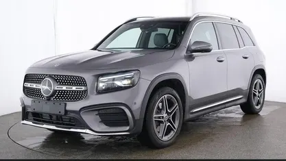 Gebraucht Mercedes GLB200 AMG 150 PS (110 kW) 2024 Grau SUV