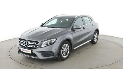 Gebraucht Mercedes GLA200 Style 156 PS (114 kW) 2019 Grau SUV