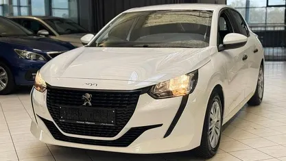 Gebraucht Peugeot 208 Premium 132 PS (97 kW) 2021 Weiß (weiss banquise) Kleinwagen