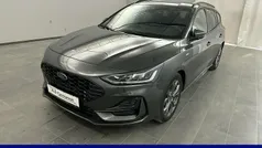 Grau Gebraucht 2024 Ford Focus ST-Line Kombi | 21.480 € (Superpreis)