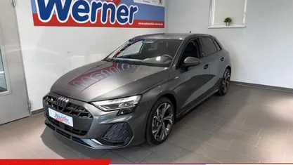 Gebraucht Audi A3 S-Line 116 PS (85 kW) 2025 Grau Limousine