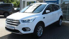Weiß Gebraucht 2019 Ford Kuga Titanium SUV | 19.450 € (Fairer Preis)