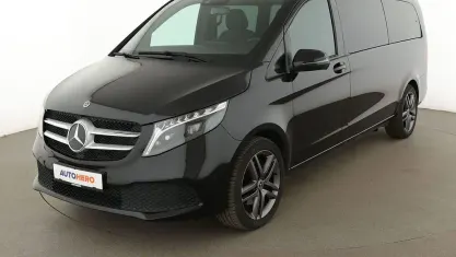 Gebraucht Mercedes V300 237 PS (174 kW) 2024 Schwarz Van / Kleinbus