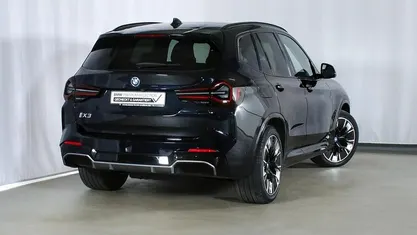 Gebraucht BMW iX3 Impressive 80 kW (109 PS) 2022 Schwarz SUV