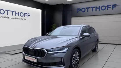 Gebraucht 2025 Skoda Superb Selection Kombi | 40.777 € (Superpreis)
