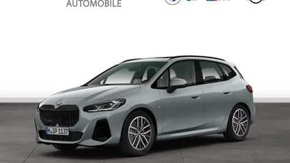 Gebraucht BMW 223 Active Tourer M Sport 204 PS (150 kW) 2025 Van / Kleinbus