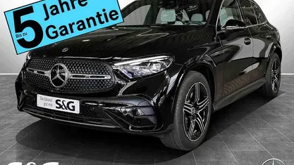 Metalliclack obsidianschwarz Gebraucht 2025 Mercedes GLC300 AMG SUV | 67.998 € (Fairer Preis)