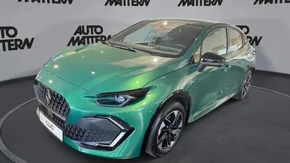 Grün Neu 2025 Renault Clio V Techno Limousine | 22.649 € (Fairer Preis)