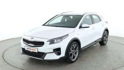 Weiß Gebraucht 2020 Kia XCeed Vision SUV | 16.920 € (Guter Preis)