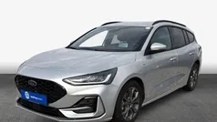 Moondust silber metallic Gebraucht 2023 Ford Focus ST-Line X Kombi | 20.890 € (Superpreis)