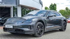 Grau Gebraucht 2022 Porsche Taycan Cross Turismo Limousine | 105.850 € (Superpreis)