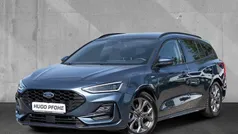 Chrome blue metallic Gebraucht 2024 Ford Focus ST-Line Kombi | 29.340 € (Fairer Preis)