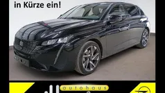 Schwarz perla nera schwarz met. Gebraucht 2024 Peugeot 308 Allure Limousine | 19.985 € (Superpreis)