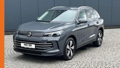 Delfingrau metallic Neu 2025 VW Tiguan Elegance SUV | 43.890 € (Guter Preis)