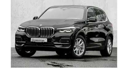 Gebraucht BMW X5 Sport Line 394 PS (289 kW) 2023 Schwarz SUV