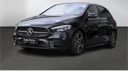 Gebraucht 2022 Mercedes B200 AMG Van / Kleinbus | 29.970 € (Fairer Preis)