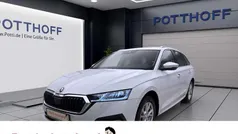 Gebraucht 2023 Skoda Octavia Style Kombi | 25.777 € (Fairer Preis)