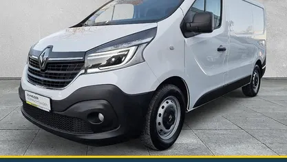 Gletscherweiss Gebraucht 2020 Renault Trafic Komfort Van / Kleinbus | 14.890 € (Superpreis)