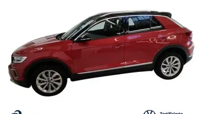 Gebraucht VW T-Roc Style 150 PS (110 kW) 2025 Kings red metallic SUV