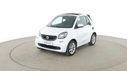 Gebraucht Smart ForTwo Cabrio Basis 71 PS (52 kW) 2019 Weiß Cabrio