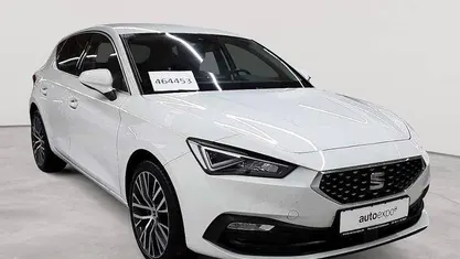 Weiß Gebraucht 2022 Seat Leon XCELLENCE Limousine | 20.990 € (Guter Preis)