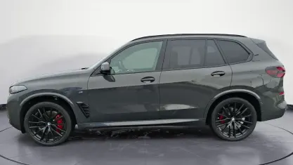 Neu BMW X5 298 PS (219 kW) 2026 Grau SUV