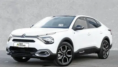 Gebraucht Citroën e-C4 114 kW (156 PS) 2024 Okenit weiß Limousine