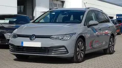 Mondsteingrau Gebraucht 2024 VW Golf VIII Move Kombi | 23.990 € (Superpreis)
