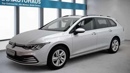 Gebraucht VW Golf VIII Life 116 PS (85 kW) 2024 Silber Kombi