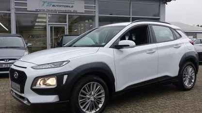 Weiß chalk white (metallic) Gebraucht 2019 Hyundai Kona Trend SUV | 17.890 € (Fairer Preis)