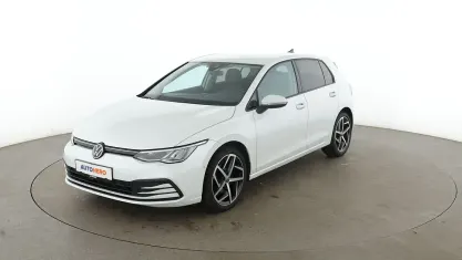 Gebraucht VW Golf VIII Life 150 PS (110 kW) 2020 Weiß Limousine