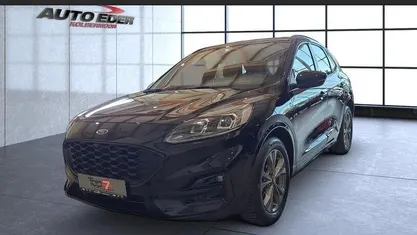 Obsidianschwarz (schwarz) Gebraucht 2023 Ford Kuga ST-Line SUV | 26.400 € (Fairer Preis)
