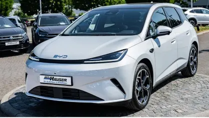 Gebraucht BYD Dolphin Comfort 155 kW (212 PS) 2026 Weiss Kleinwagen