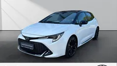 Weiss Gebraucht 2022 Toyota Corolla Sport Limousine | 28.990 € (Fairer Preis)