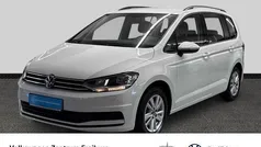 Weiss Gebraucht 2021 VW Touran Comfortline Van / Kleinbus | 24.500 € (Guter Preis)