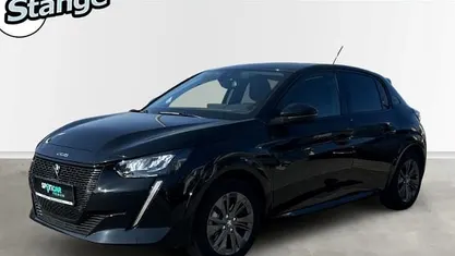 Gebraucht Peugeot e-208 Allure 100 kW (136 PS) 2023 Schwarz Kleinwagen
