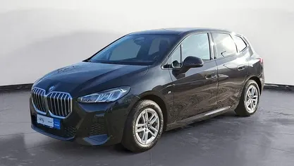 Schwarz Gebraucht 2024 BMW 218 Active Tourer Performance Van / Kleinbus | 33.460 € (Fairer Preis)
