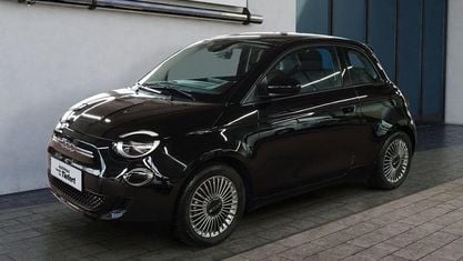 Gebraucht Fiat 500e 86 kW (118 PS) 2023 Onyx black Kleinwagen