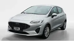 Silber (metallic) Gebraucht 2023 Ford Fiesta Titanium Kleinwagen | 19.405 € (Fairer Preis)
