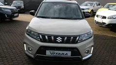 Savannah/cosmic black pearl Gebraucht 2023 Suzuki Vitara Comfort SUV | 23.900 € (Fairer Preis)
