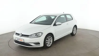 Weiß Gebraucht 2018 VW Golf VII Comfortline Limousine | 15.500 € (Guter Preis)