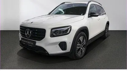 Gebraucht Mercedes GLB200 Progressive 163 PS (119 kW) 2025 SUV