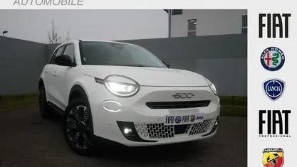 Gebraucht Fiat 600 La Prima 110 PS (80 kW) 2026 SUV