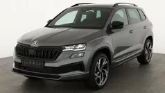 Graphite grau metallic Neu 2025 Skoda Karoq SportLine SUV | 42.445 € (Fairer Preis)