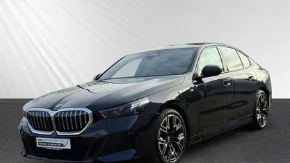 Gebraucht BMW 520 M Sport 197 PS (144 kW) 2025 Limousine