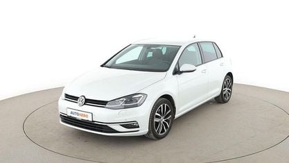 Używany VW Golf VII Highline 150 KM (110 kW) 2018 Biały Sedan/Limuzyna