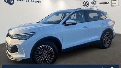 Neu VW Tiguan Life 150 PS (110 kW) 2025 Pure white SUV